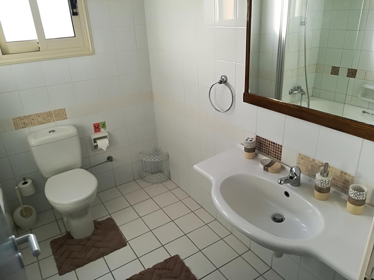 Mike'S Basilica Apartment パ フォス エクステリア 写真